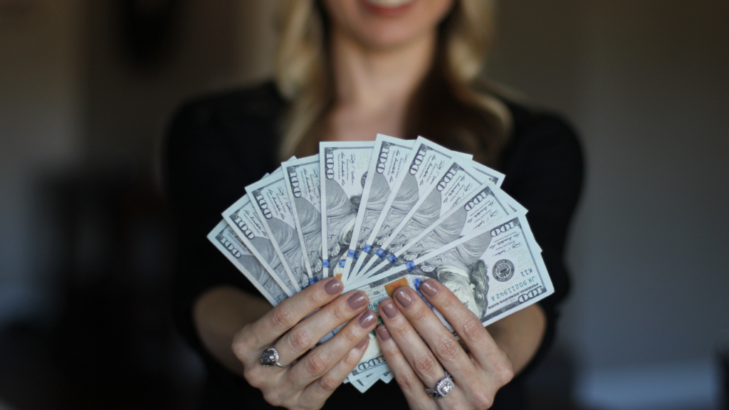 Ways a Property Manager Can Help Owners Make More Money | RentSimpli